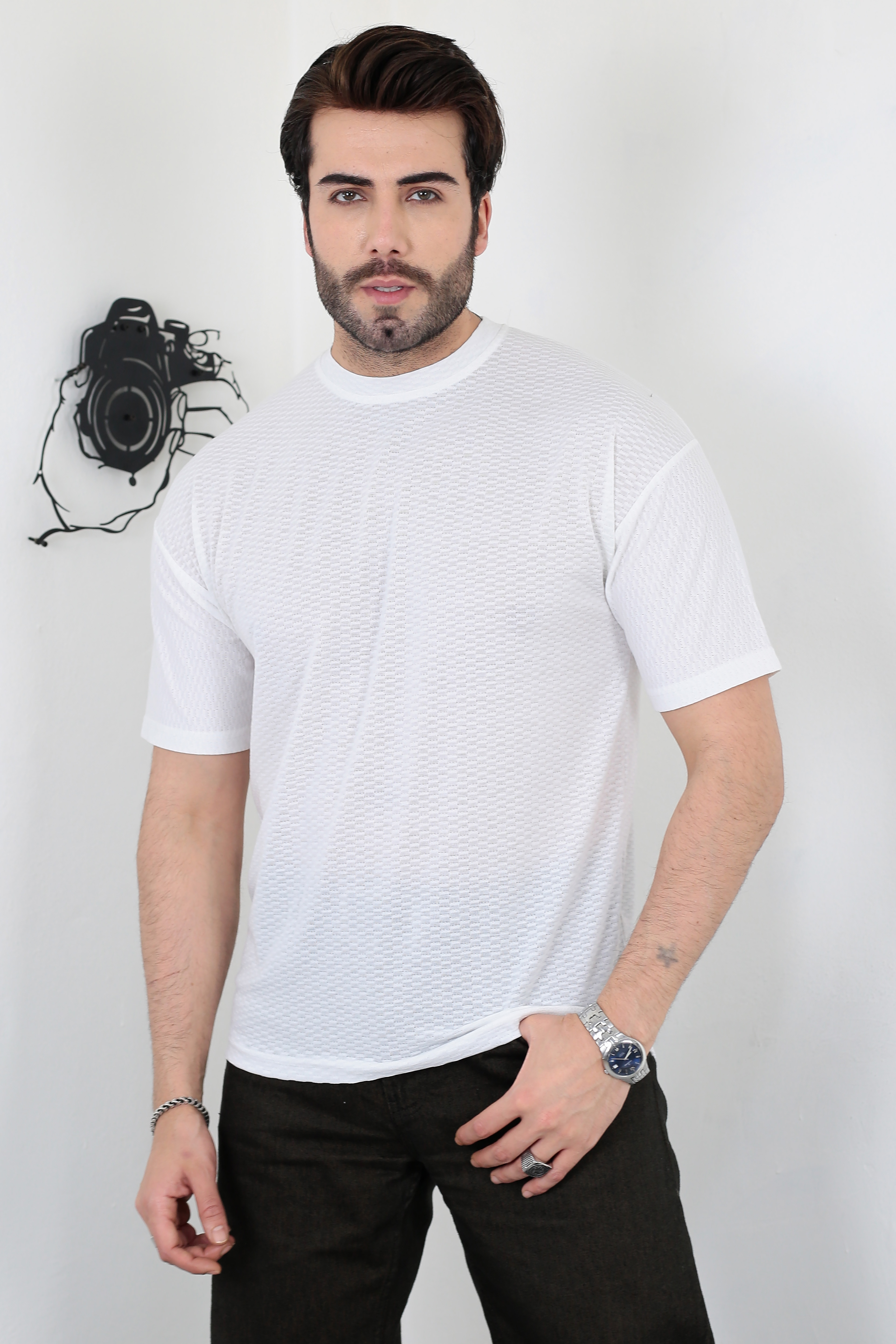 Beyaz Desenli T-Shirt